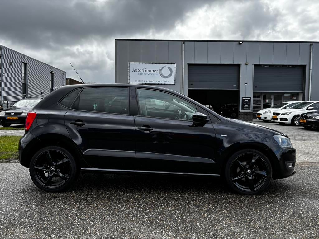 Volkswagen Polo 1.6 TDI 66KW 2012 SUPER LUXE UITVOERING!!!, Auto's, Voorwielaandrijving, Stof, 4 cilinders, Zwart