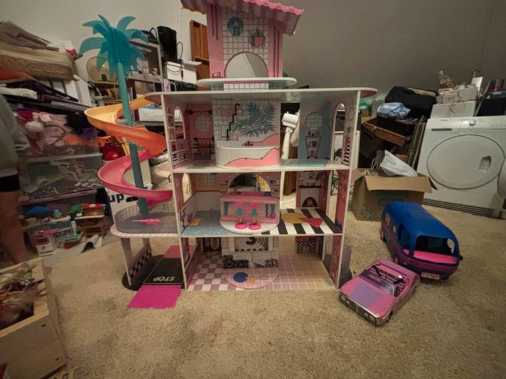 LOL Huis met Camper, Auto, Kledingkoffer en Accessoires, Kinderen en Baby's, Speelgoed | Overig, Gebruikt, Meisje, Ophalen