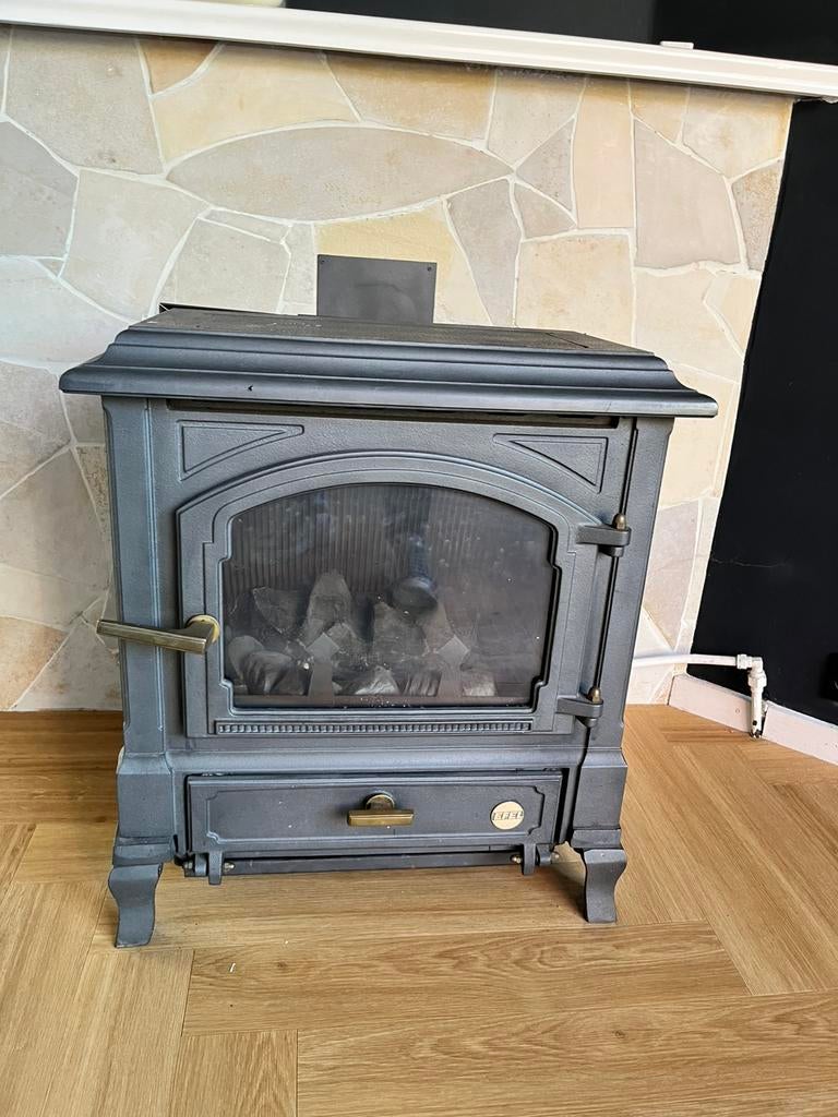 Gaskachel van EFEL (NETTE STAAT), Huis en Inrichting, Woonaccessoires | Kisten, Ophalen, Zo goed als nieuw, Minder dan 50 cm