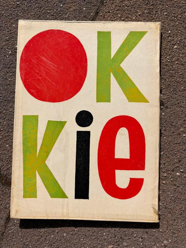 Okkie gaat verhuizen - Leonard Roggeveen (1959), Boeken, Kinderboeken | Jeugd | onder 10 jaar, Gelezen, Fictie algemeen, Ophalen of Verzenden