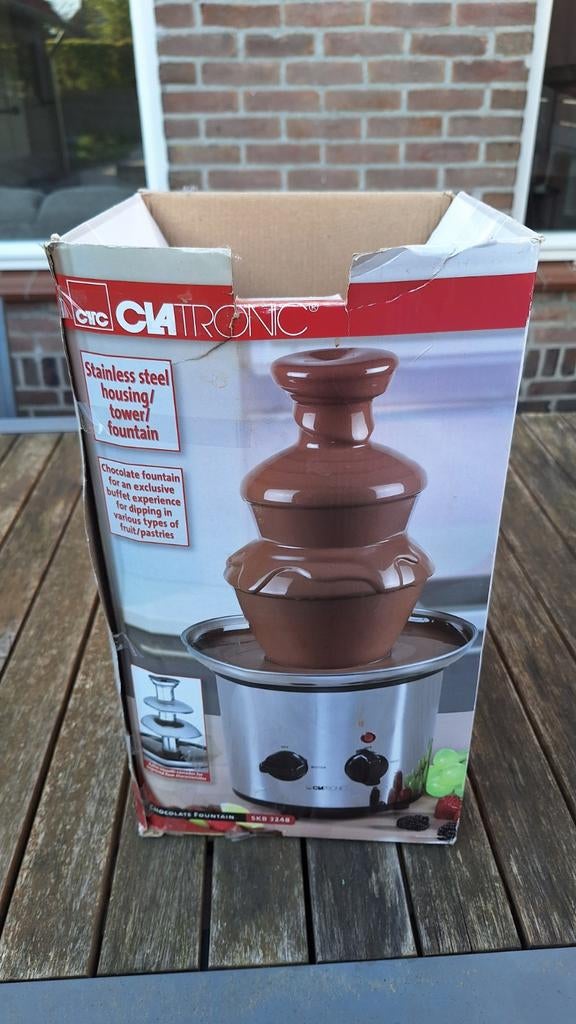 Clatronic Chocoladefontein SKB 3248 - RVS, Ophalen, Zo goed als nieuw