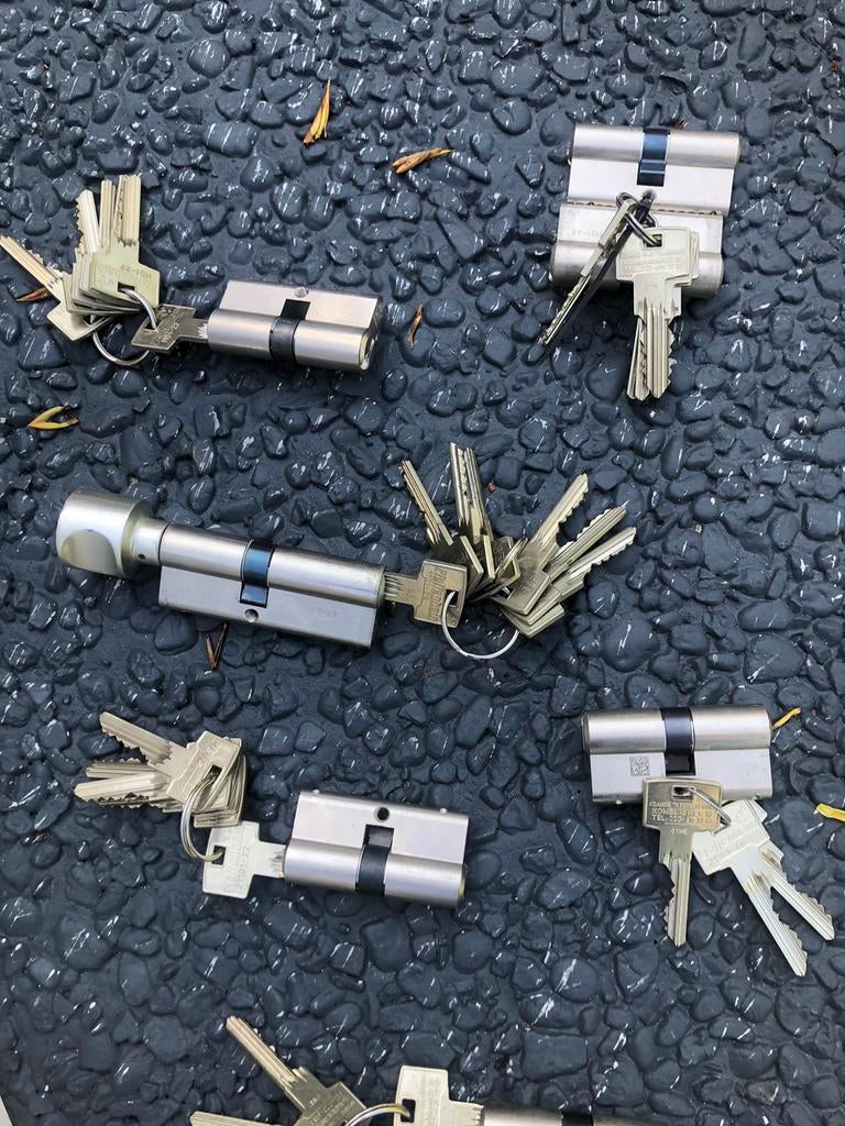 Goed cilinders, Ophalen, Zo goed als nieuw, Rvs, Slot