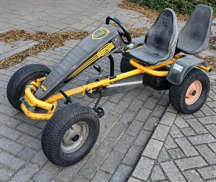 Mooie Berg skelter met kar en extra stoeltje., Kinderen en Baby's, Speelgoed | Buiten | Skelters, Gebruikt, Berg, Ophalen