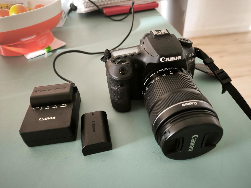 Canon 90d + EF-S 18-135mm f/3.5-5.6 IS STM f/3.5-5.6, Audio, Tv en Foto, Fotocamera's Digitaal, Zo goed als nieuw, Spiegelreflex