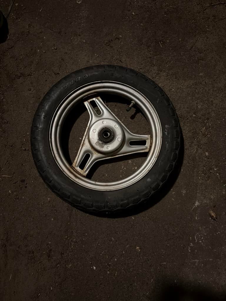 Yamaha Mint voorwiel met band, Ophalen of Verzenden, Zo goed als nieuw