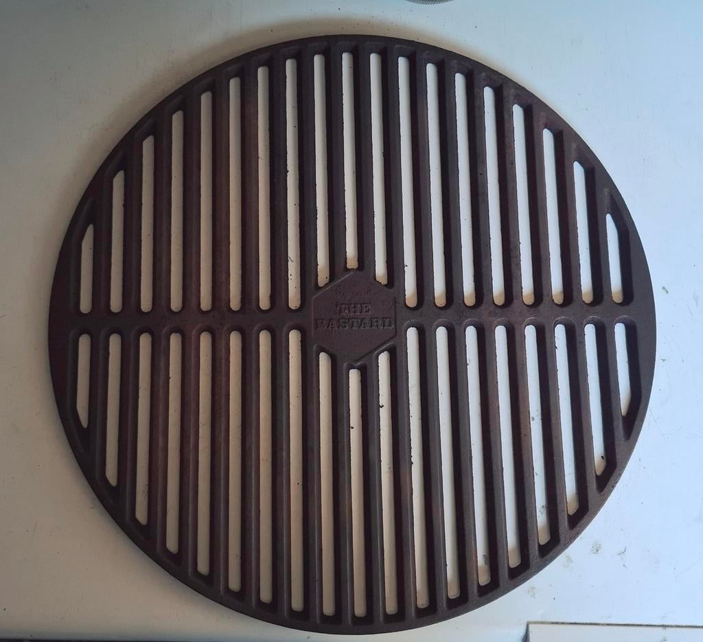 The Bastard Large >2021 gietijzeren rooster 48,5cm, Tuin en Terras, Ophalen, Gebruikt