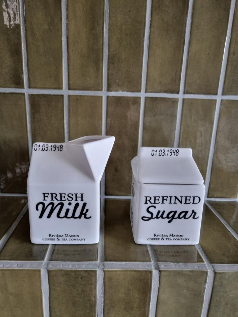 Riviera Maison melk- en suikerpotje voor op tafel, Huis en Inrichting, Keuken | Servies, Keramiek, Nieuw, Ophalen of Verzenden