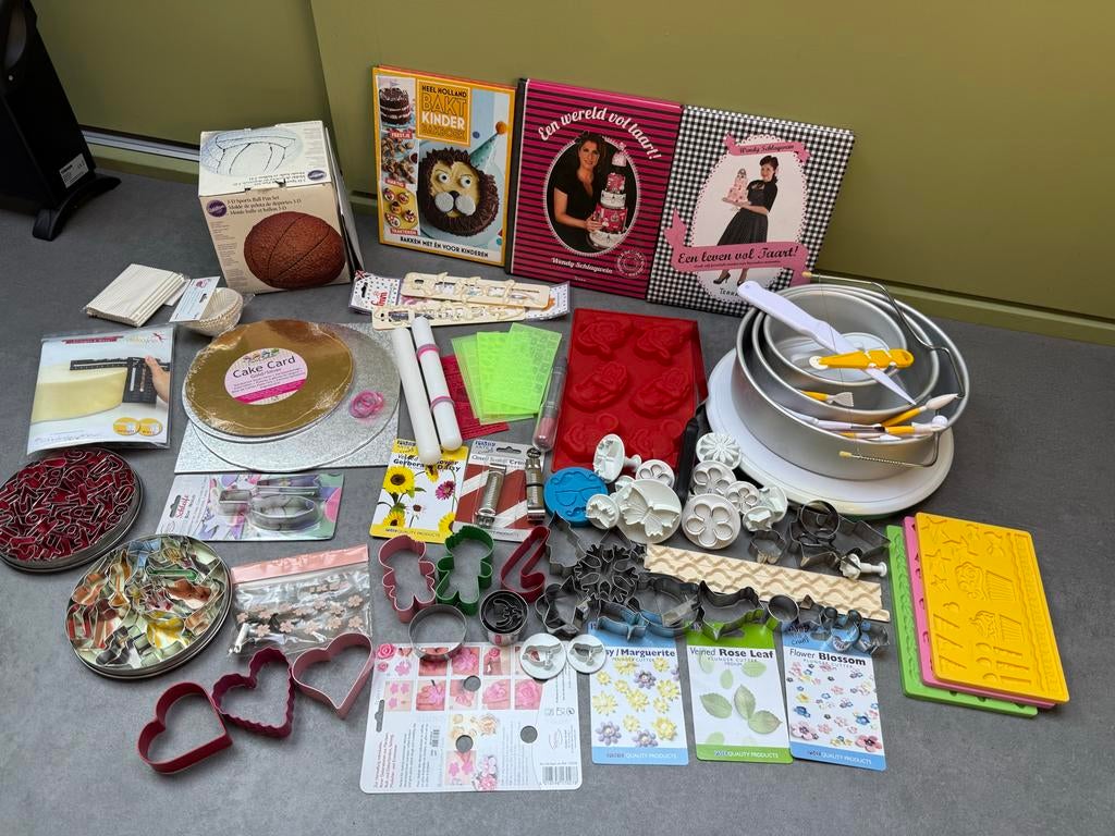 Bakspullen, Hobby en Vrije tijd, Taarten en Cupcakes maken, Ophalen, Gebruikt, Taarten of Cupcakes, Overige typen