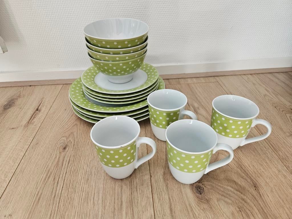 Groen servies met witte stippen - Compleet, Ophalen, Keramiek, Zo goed als nieuw, Overige stijlen