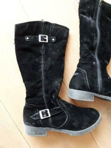 Laarzen. Maat 39, Kleding | Dames, Schoenen, Hoge laarzen, Zwart, Ophalen of Verzenden, Zo goed als nieuw