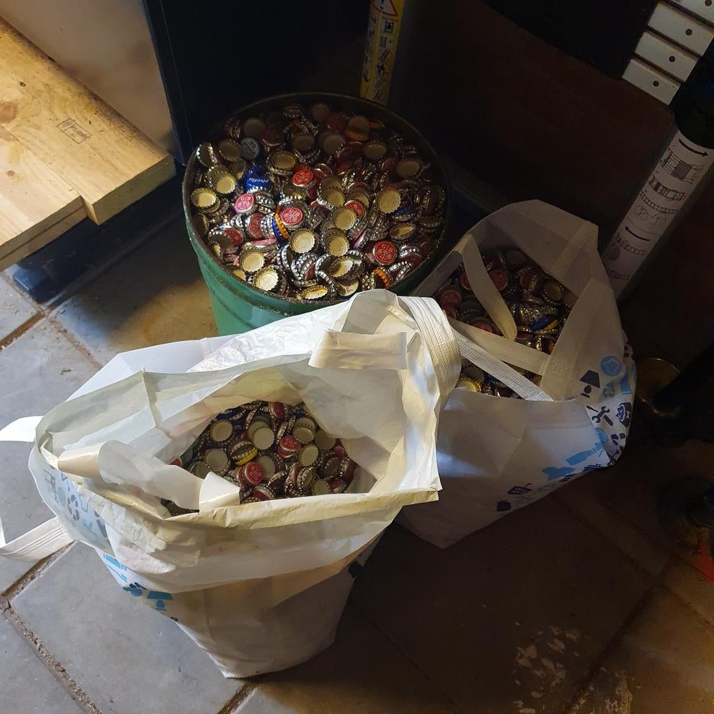 Heel veel bierdopjes - 15 kilo, Verzamelen, Ophalen, Gebruikt, Overige typen, Overige merken