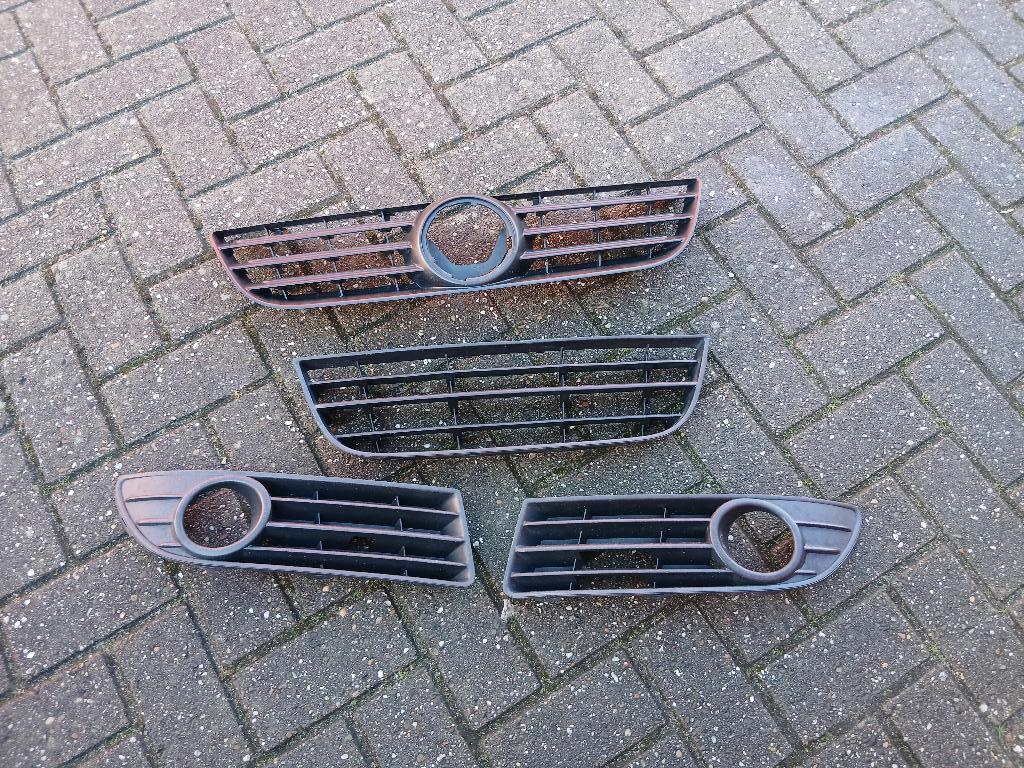 grill set VW polo bj 2008, Ophalen, Nieuw, Bumper, Volkswagen