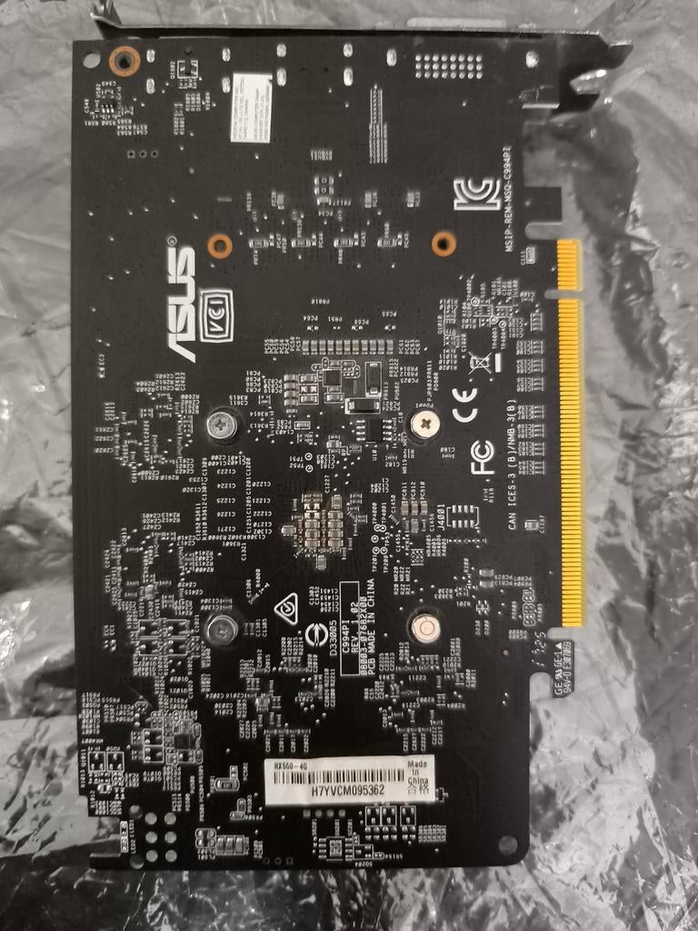 ASUS AMD Radeon RX 550 4GB GDDR5 Grafische Kaart, Computers en Software, Videokaarten, Gebruikt, AMD, PCI-Express 3.0, GDDR5, HDMI