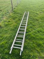 Uitschuifbare ladder 2x 16 treden - Lange ladder, Gebruikt, Ophalen of Verzenden, Ladder, Opvouwbaar of Inschuifbaar