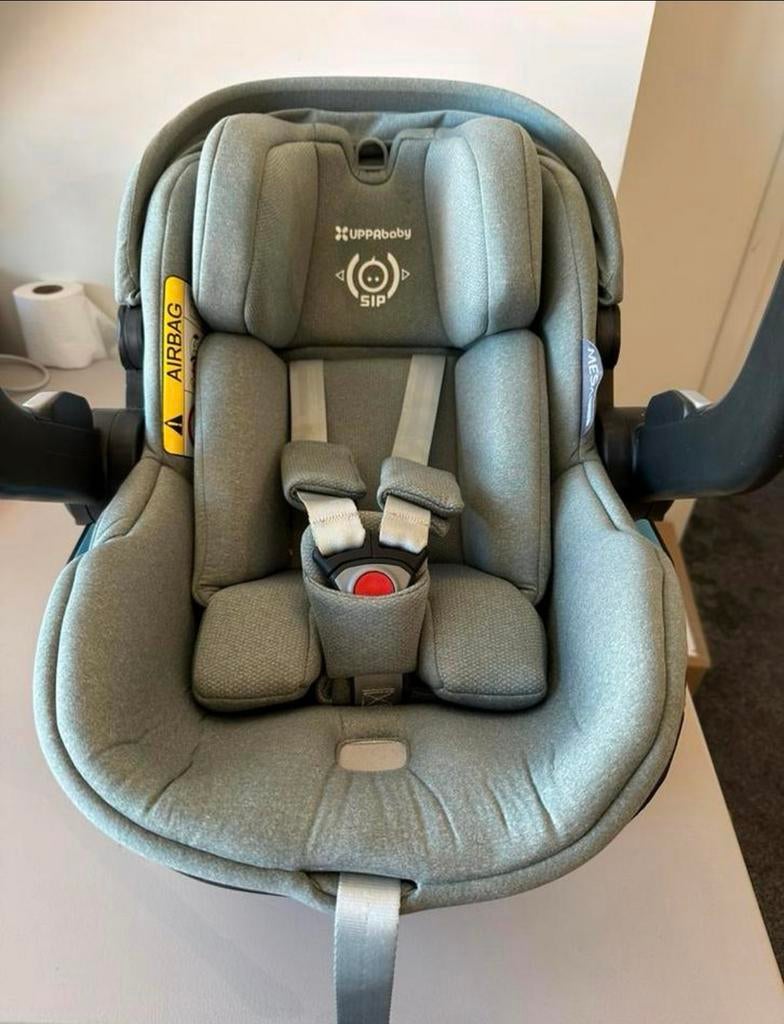 Uppababy vista Maxicosi, Ophalen, Autogordel, Zo goed als nieuw, 0 t/m 13 kg