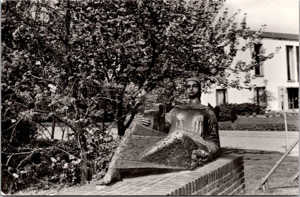 Schaesberg Landgraaf - Standbeeld de Stenenmaagd (2x), Verzenden, 1960 tot 1980, Ongelopen, Limburg