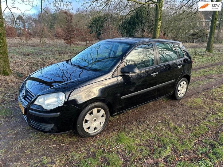 Volkswagen Polo 1.2 Trendline apk t/m 06-08-2026, Auto's, Volkswagen, Bedrijf, Te koop, Polo, ABS, Airbags, Startonderbreker, Benzine