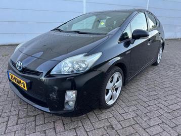 Toyota Prius 1.8 Full Hybrid Dynamic |Keylees|Camera|Led beschikbaar voor biedingen