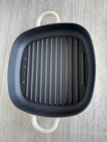 SMEG gietijzeren grillpan crème beschikbaar voor biedingen