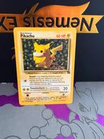 Pikachu promo golden lpp stamp, Ophalen of Verzenden, Zo goed als nieuw, Meerdere kaarten, Foil