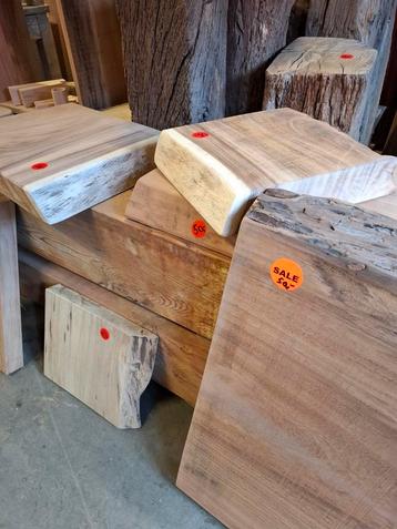 prachtige koopjes in onze nieuwe koopjeshoek!! beschikbaar voor biedingen