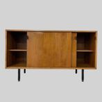Florence Knoll klein dressoir Knoll International, Met plank(en), Gebruikt, Bauhaus, 100 tot 150 cm