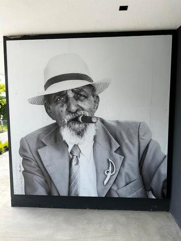 Grote poster op houten frame