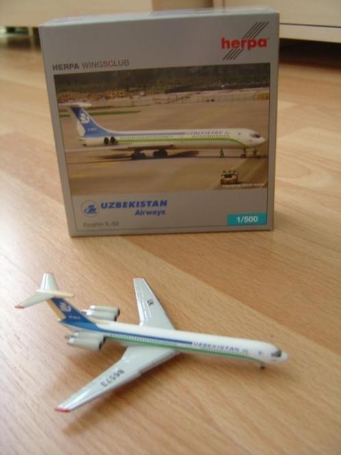 Herpa vliegtuig model 1:500 Uzbekistan Airways Ilyushin IL62, Verzamelen, Luchtvaart en Vliegtuigspotten, Zo goed als nieuw, Schaalmodel