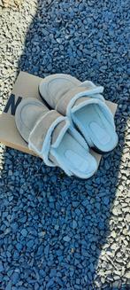 Nubikk pantoffels mt 39,in zeer goede staat., Beige, Ophalen of Verzenden, Zo goed als nieuw, Pantoffels of Sloffen
