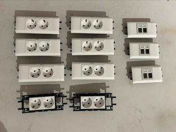 Legrand Stopcontacten & Data Inzetten beschikbaar voor biedingen