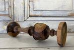 Franse olijfhouten kandelaar vakmanschap en uniek, Gebruikt, Bruin, Ophalen of Verzenden, Minder dan 25 cm