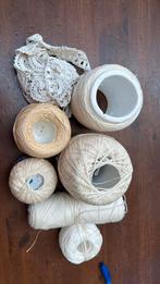6 Bolletjes katoen wit beige plus kastrandjes 430 gram, Ophalen of Verzenden, Zo goed als nieuw, Breien of Haken, Wol of Garen