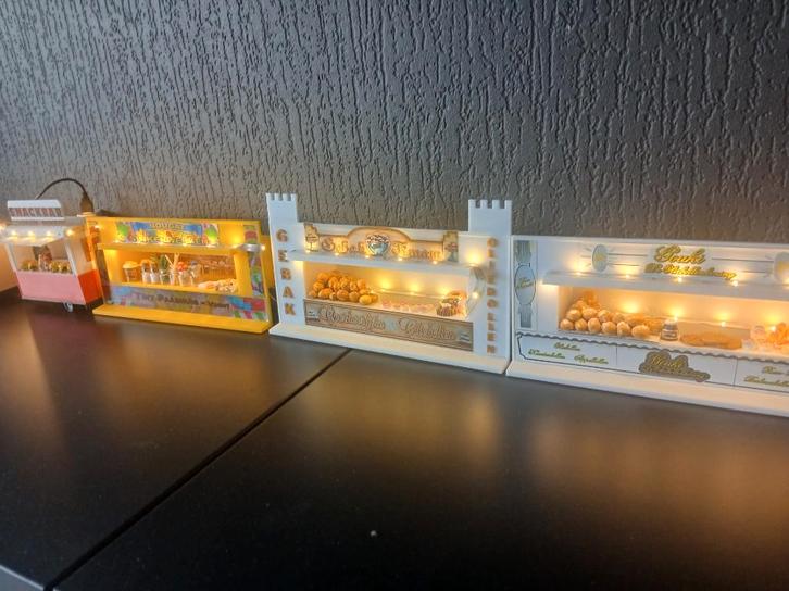 Gebak- Oliebollenkramen 4 verschillende soorten KERMIS, Hobby en Vrije tijd, Modelbouw | Auto's en Voertuigen, Nieuw, Overige typen