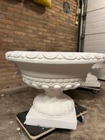 Bloembakken beton, Tuin en Terras, Bloembakken en Plantenbakken, Verzenden, Zo goed als nieuw, Rond, Minder dan 30 cm