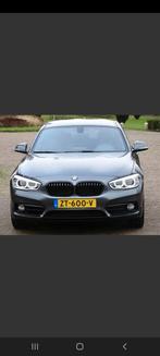 BMW 1-Serie 118i Sport, 136pk Aut 2016 Grijs, Auto's, 65 €/maand, 1295 kg, 650 kg, Particulier