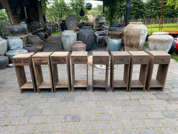 Stoere nachtkastjes - plantentafel - bijzettafel beschikbaar voor biedingen