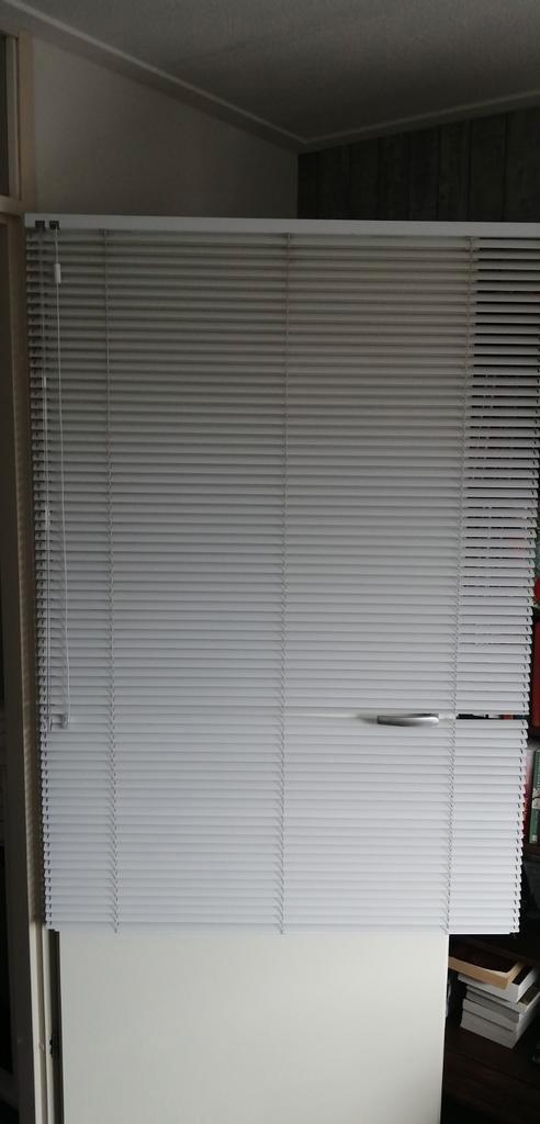 Licht grijs Jaloezieën - Diverse Maten, Huis en Inrichting, Stoffering | Gordijnen en Lamellen, Gebruikt, 150 tot 200 cm, 50 tot 100 cm
