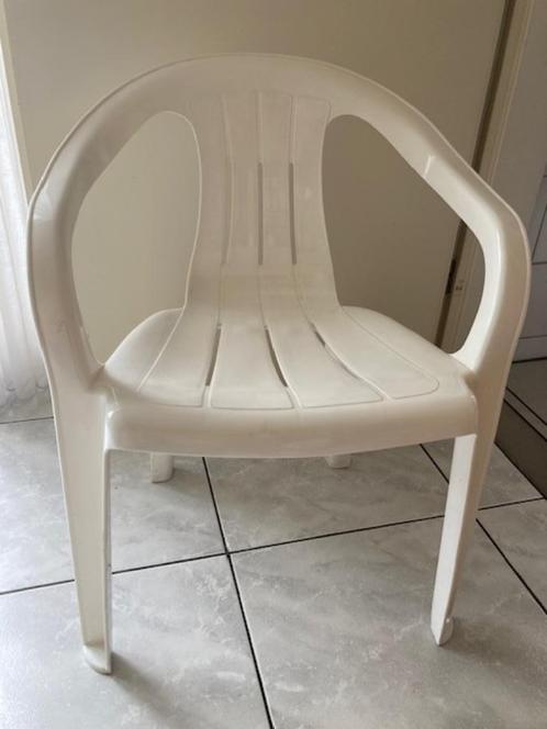 lichte tuinstoel wit kunststof stapelbaar bijzetstoel Jardin, Tuin en Terras, Tuinstoelen, Nieuw, Kunststof, Stapelbaar, Ophalen of Verzenden
