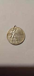 Vintage Olympische Spelen Rome 1960 Medaille, Ophalen of Verzenden, Gebruikt, Sport, Speldje of Pin