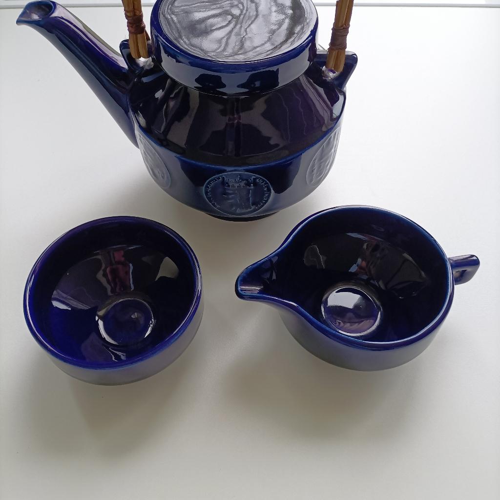 Van Nelle theepot met suikerschaaltje en melkkan, Overige typen, Ophalen of Verzenden, Zo goed als nieuw, Effen