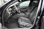BMW 5 Serie Touring 540i xDrive M-SPORT / PANO / HARMAN KARD, Auto's, BMW, Automaat, Gebruikt, Euro 6, 2000 kg