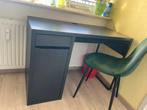 Ikea Micke bureau 105x50 + gratis stoel, Huis en Inrichting, Bureaus, Ophalen, Gebruikt, Bureau