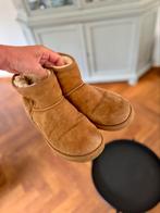 Uggs chestnut laag, maat 38, Kleding | Dames, Schoenen, UGG, Bruin, Overige typen, Ophalen of Verzenden