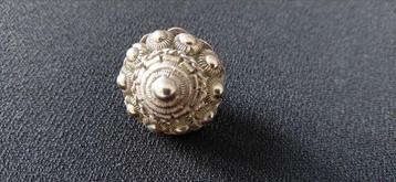 Zeeuwse of Staphorster knopen beschikbaar voor biedingen