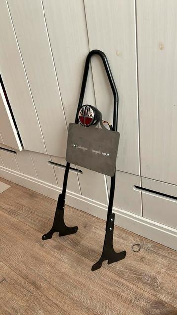 Harley Davidson Sportster Sissy bar en nummerplaathouder beschikbaar voor biedingen