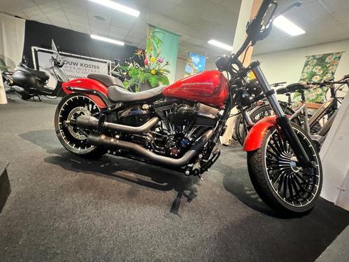 Harley Davidson breakout 600KM nieuwstaat, Motoren, Motoren | Harley-Davidson, Particulier, Chopper, meer dan 35 kW, 2 cilinders