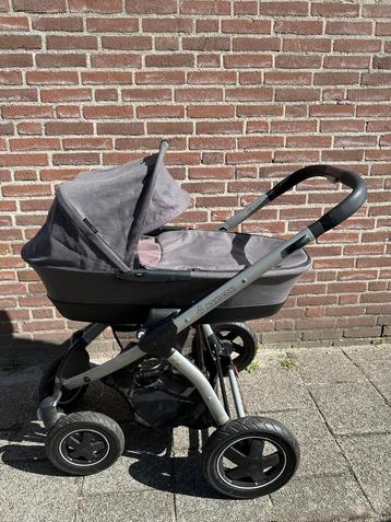 Maxi Cosi kinderwagen beschikbaar voor biedingen