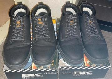 2 Paar BK Hoge Sneakers Mt.45/EU Beide €17,50  beschikbaar voor biedingen