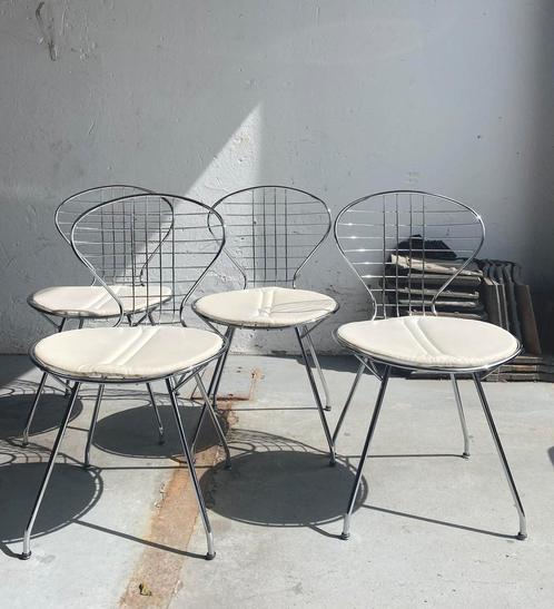 Vintage Thema Italy stoelen, eetkamer stoeltjes. 4 stuks, Huis en Inrichting, Stoelen, Gebruikt, Vier, Kunststof, Metaal, Wit