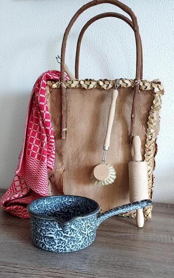 Emaille steelpan grijs gewolkt beschikbaar voor biedingen